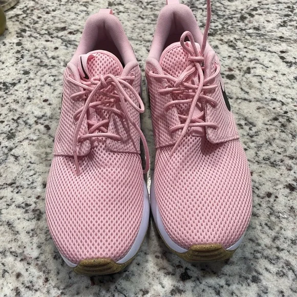 Women’s Nike golf shoes roshe pink - Picture 7 of 8